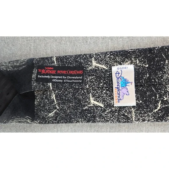 Vintage The Nightmare Before‎ Christmas Tie Mens Black/Gray Disneyland Silk 90's